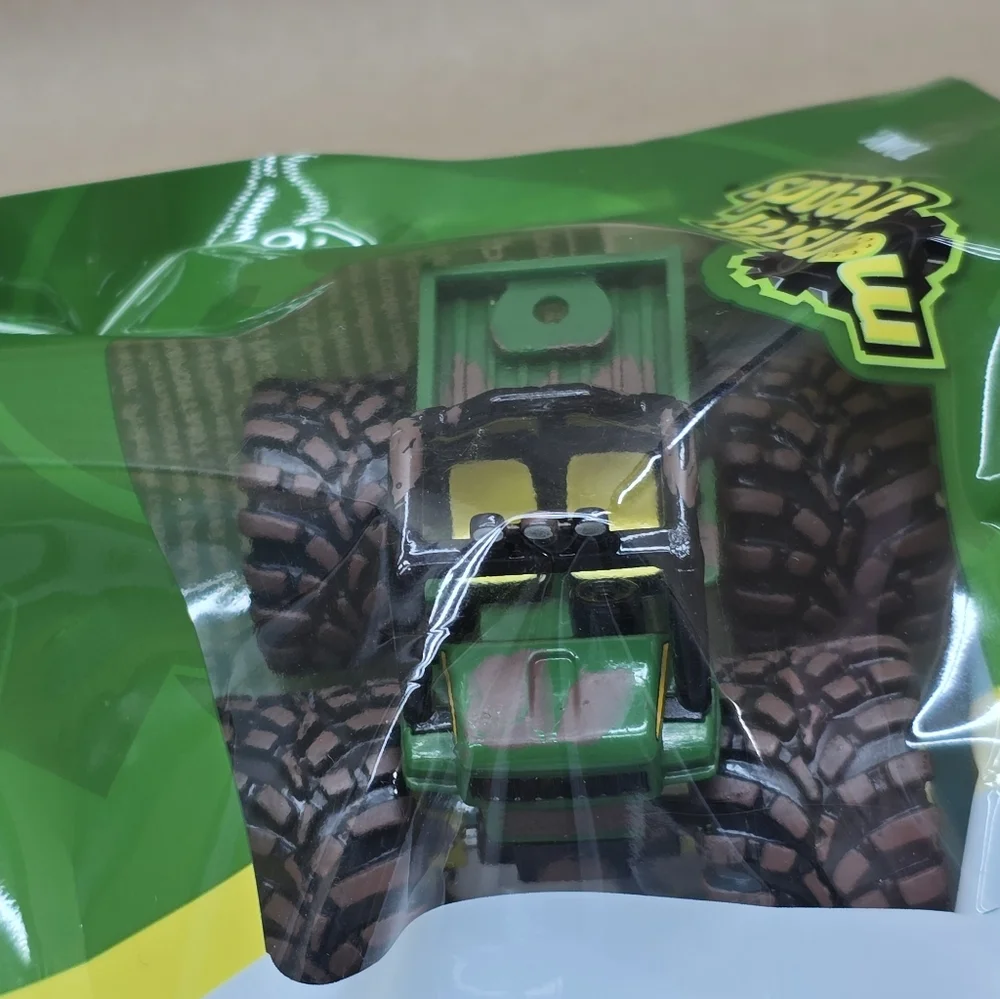 John Deere Mini Monster Treads Toy Car - Green - Picture 5 of 8